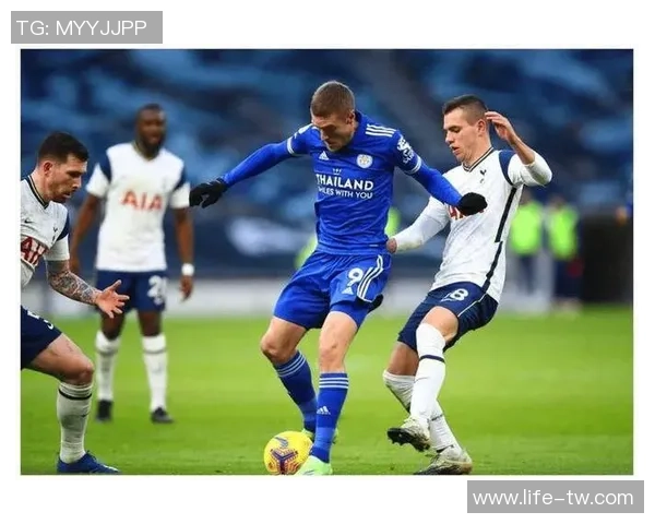 2020年曼彻斯特联与莱斯特城精彩对决回顾与分析