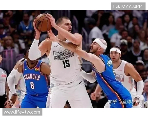 亚历克斯卡鲁索在NBA赛场上的成长与影响力分析 亚历克斯卡鲁索在NBA赛场上的成长与影响力分析